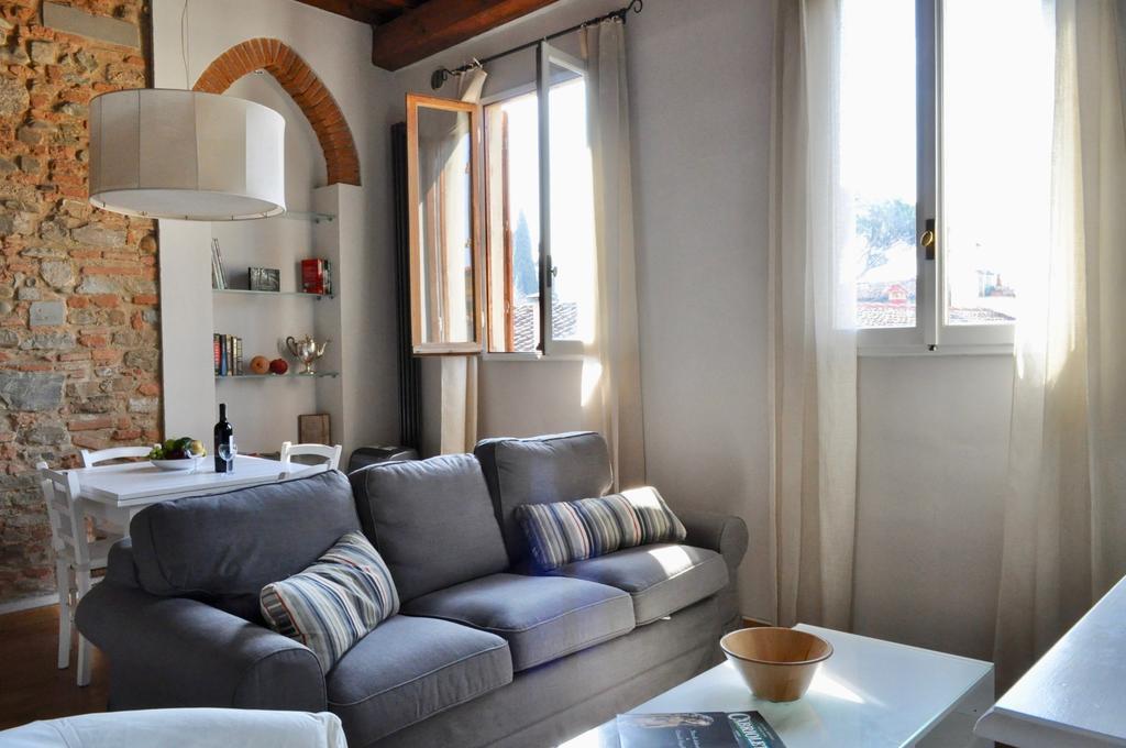 Borgo San Frediano - Flo Apartments ฟลอเรนซ์ ภายนอก รูปภาพ