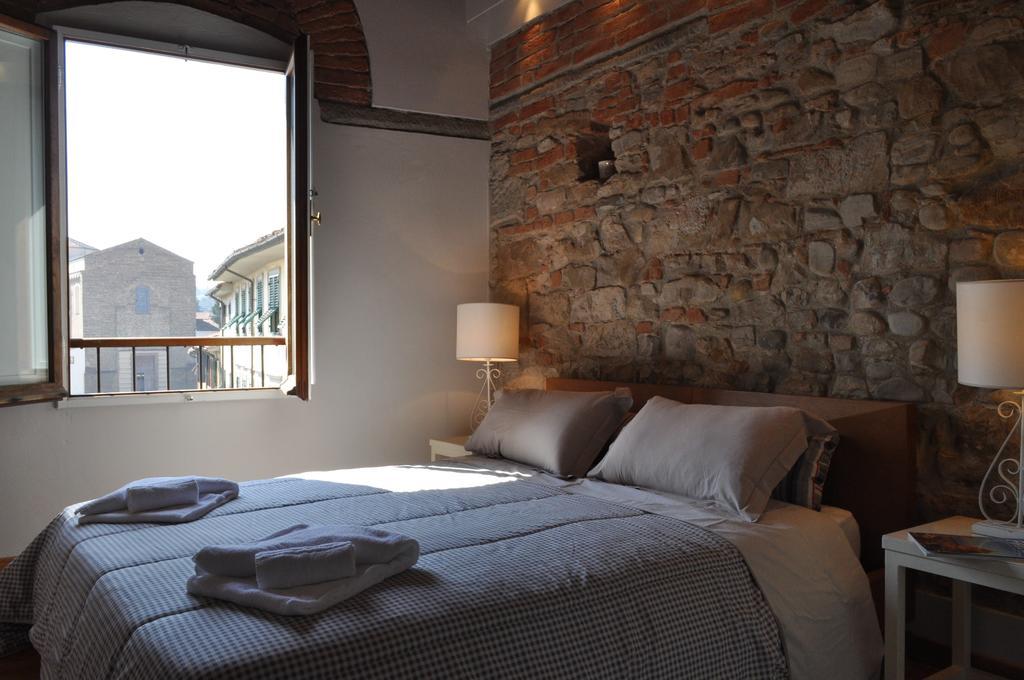 Borgo San Frediano - Flo Apartments ฟลอเรนซ์ ภายนอก รูปภาพ