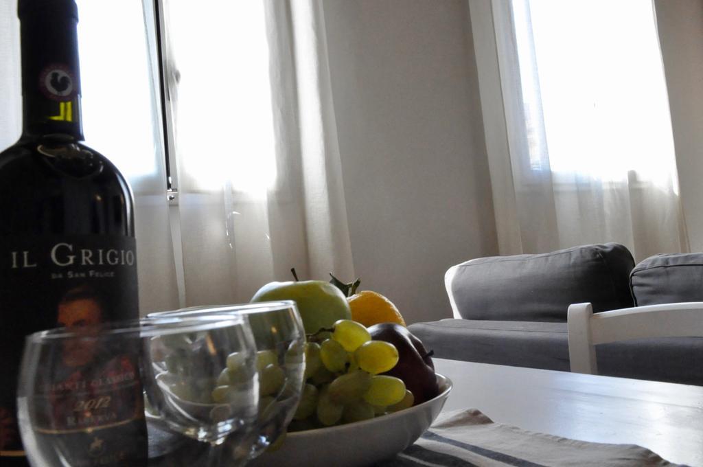 Borgo San Frediano - Flo Apartments ฟลอเรนซ์ ภายนอก รูปภาพ