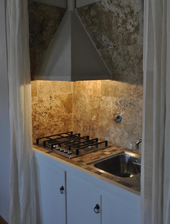 Borgo San Frediano - Flo Apartments ฟลอเรนซ์ ภายนอก รูปภาพ