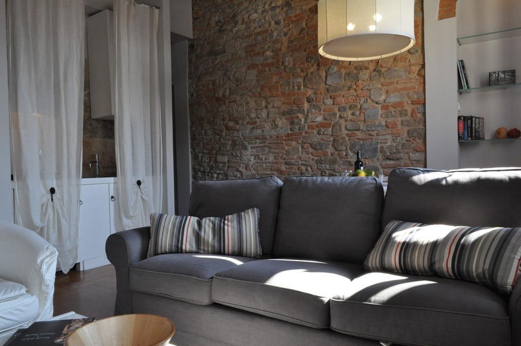 Borgo San Frediano - Flo Apartments ฟลอเรนซ์ ภายนอก รูปภาพ